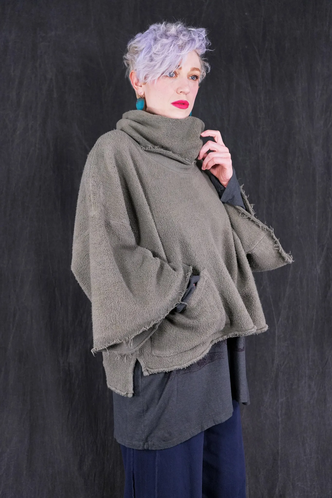 1589 Crop Sherpa Cowl Iolite