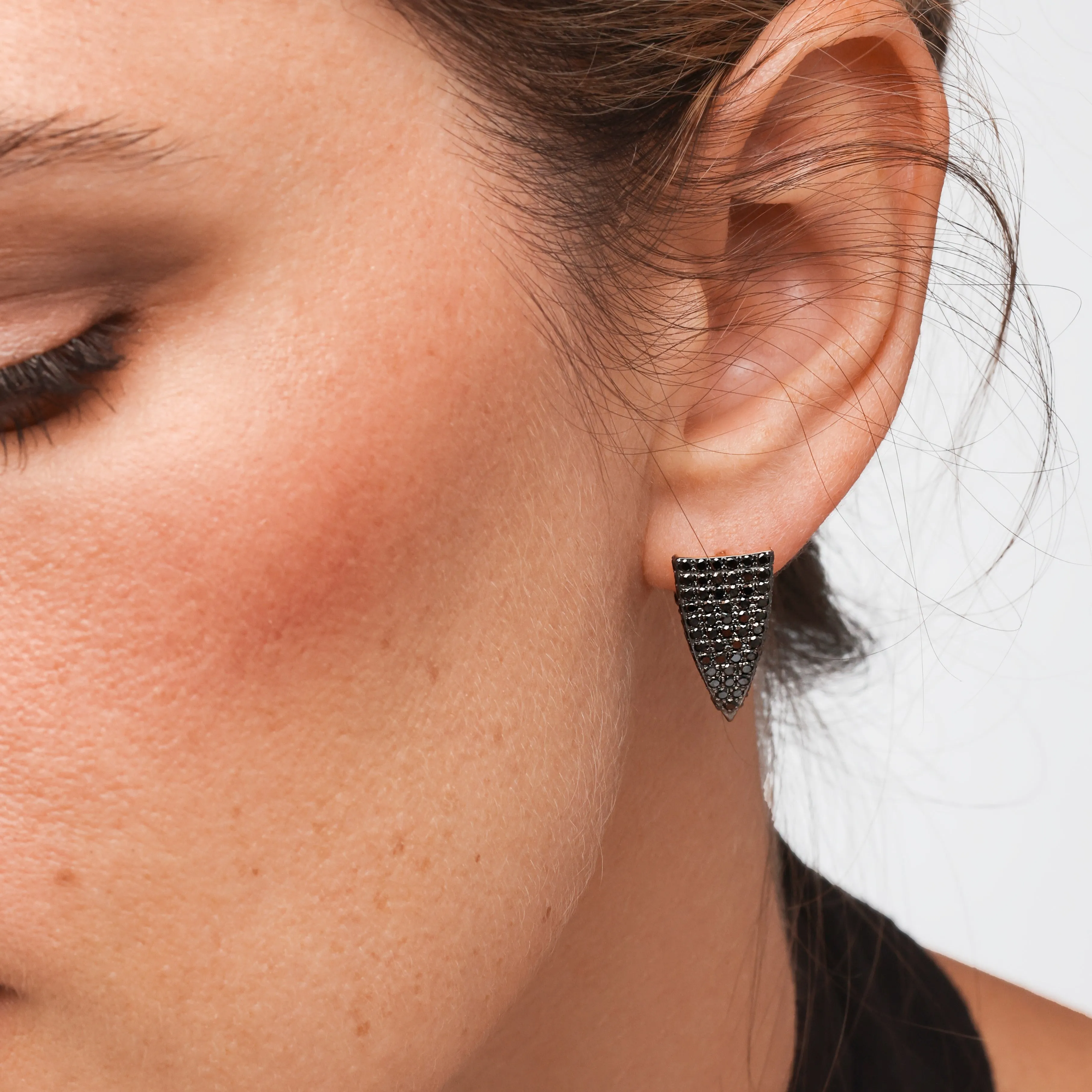 AFELA -  1.64 Carats Black Diamond Spikey Single Earring