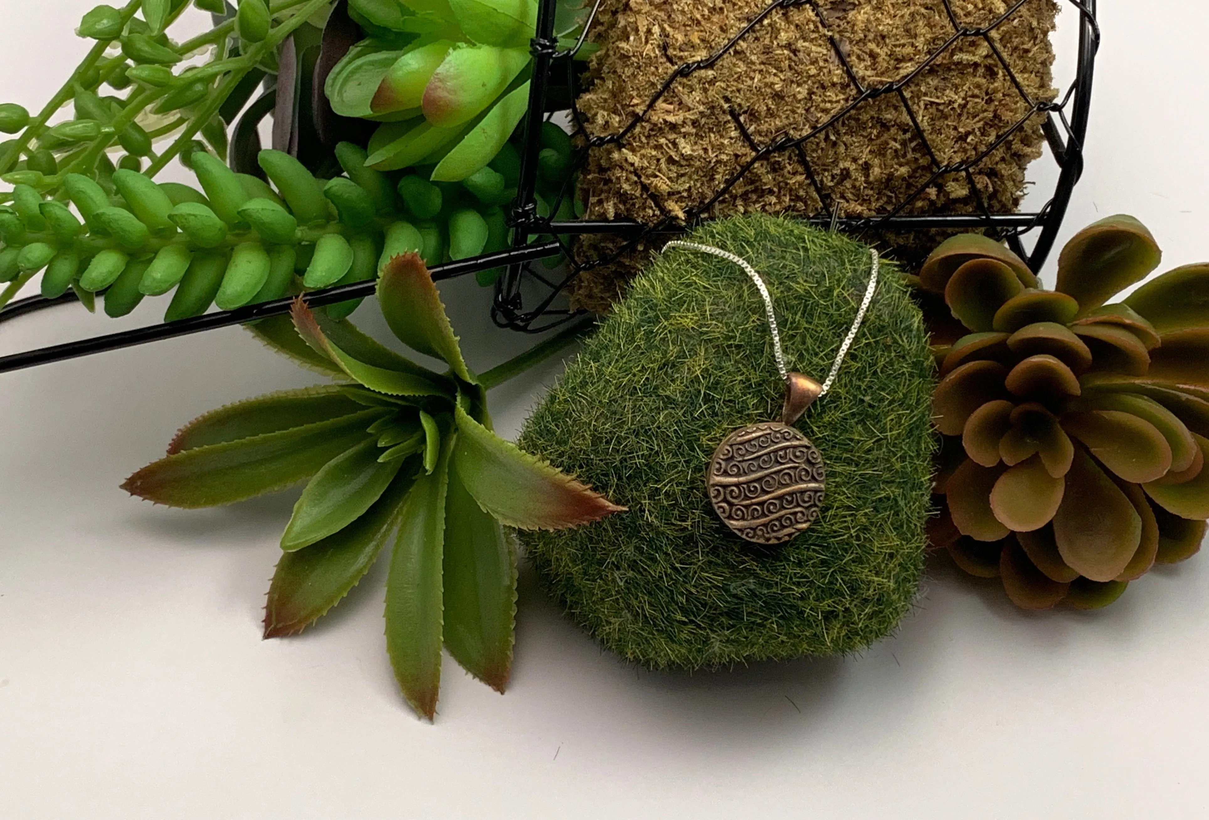 Bronze Textured Swirl Pendant