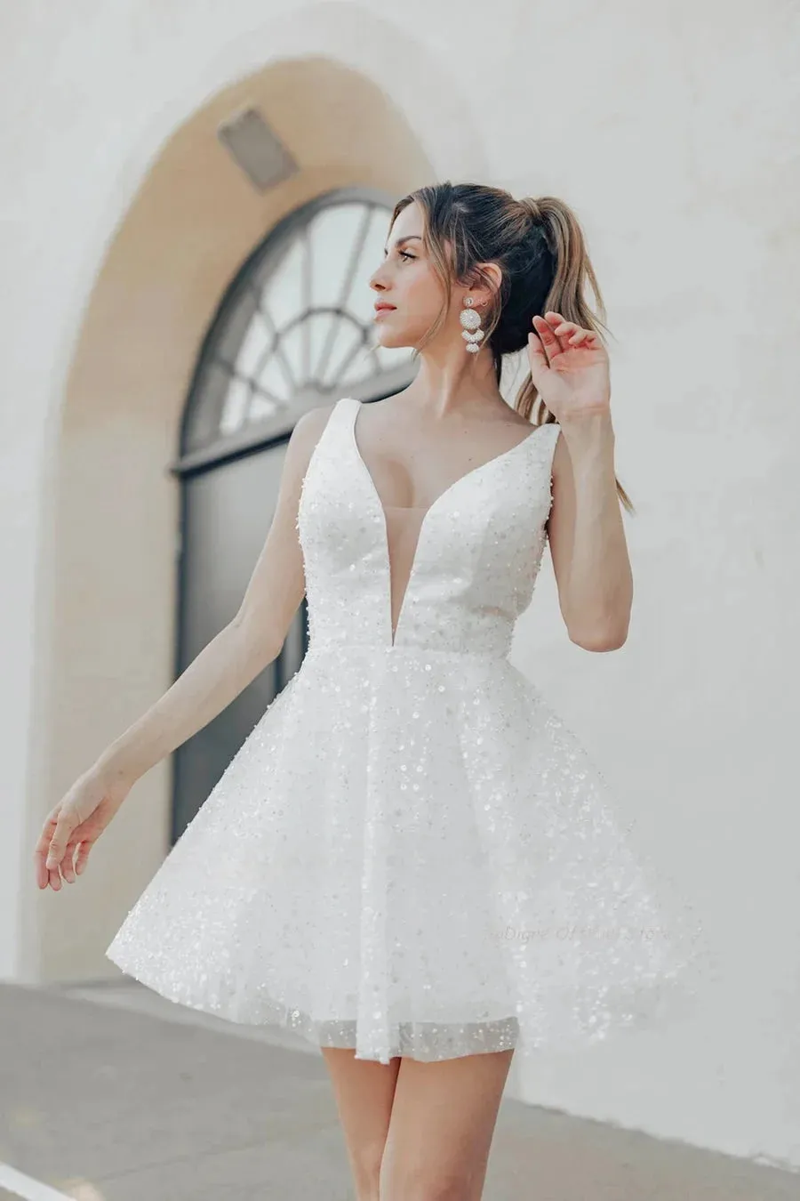 Customize Vestidos de Novia A-line Short Glitter Wedding Dresses V-neck Sequined Mini Bride Dress Simple Bridal Gown Customize