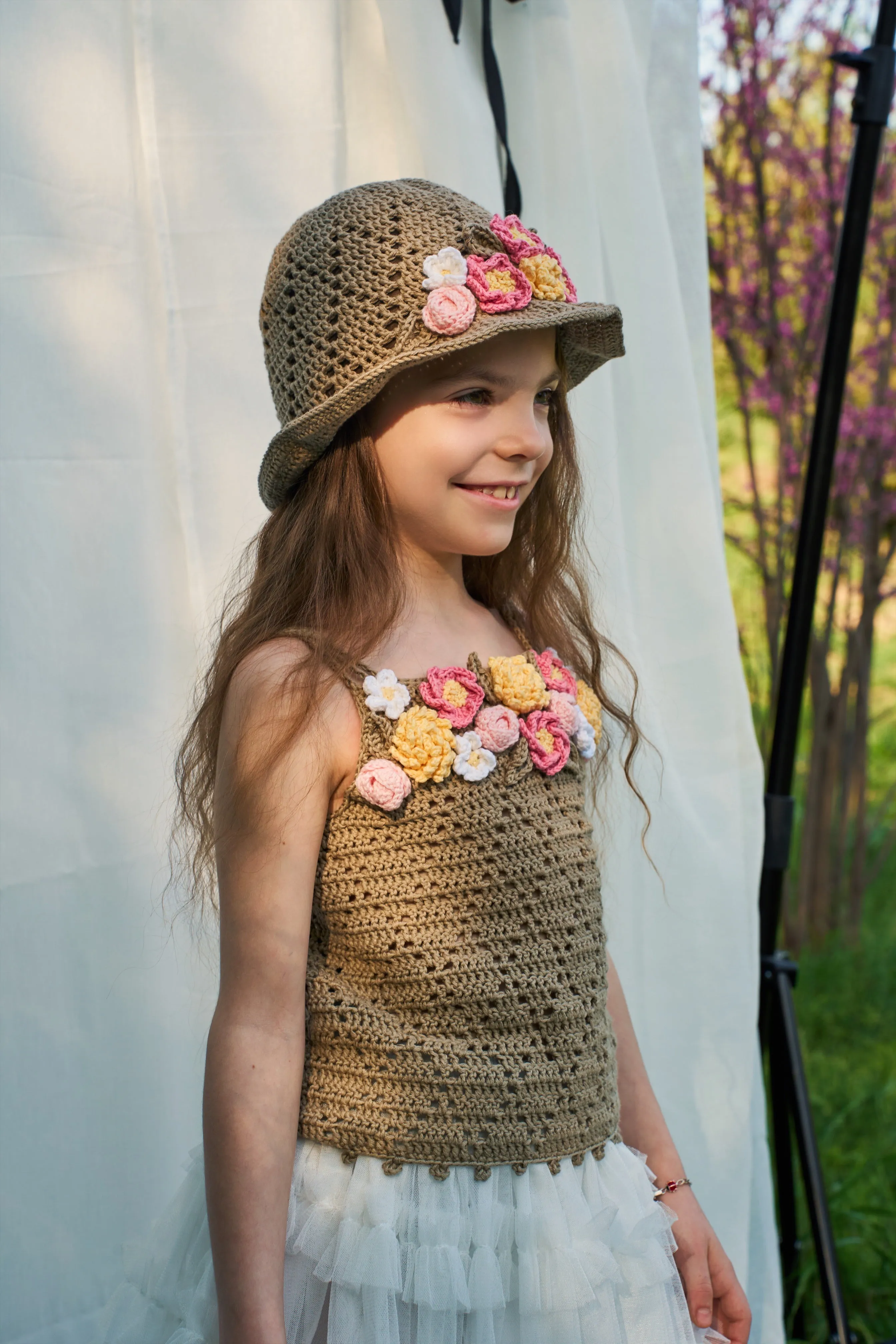 Flowers Top | olive green | In Stock (4-5y)