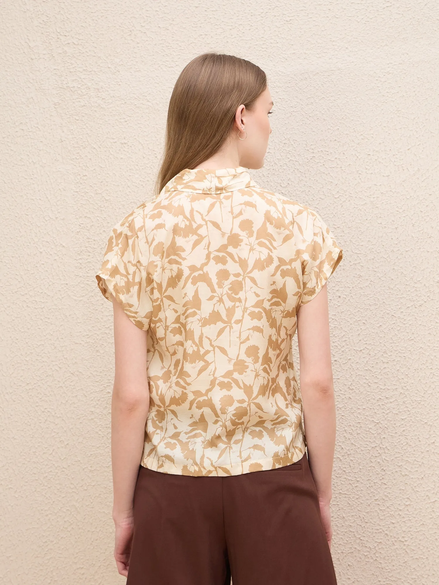 Iconic Women Beige Printed Shawl Collar Top
