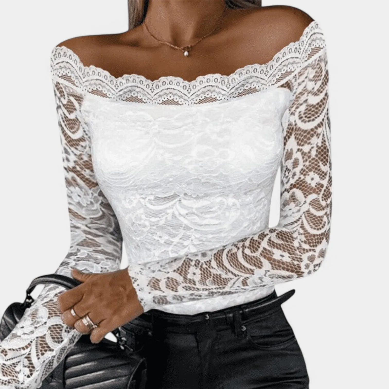 Isolde | Elegant Lace Off-Shoulder