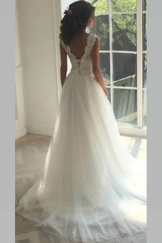 Ivory Tulle Skirt Wedding Gown with Lace Sleeveless Bodice
