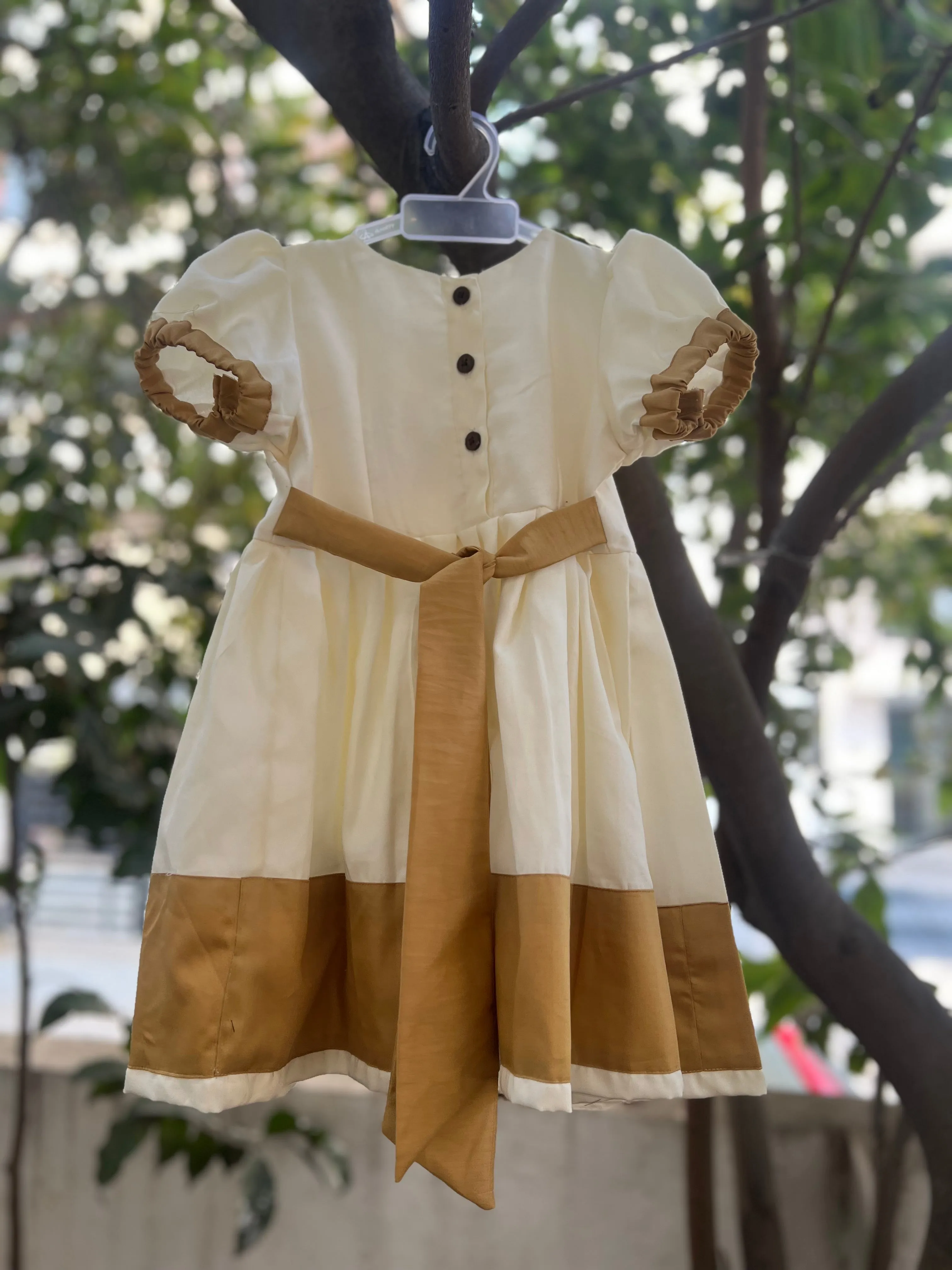 Klingaru Frock - White with Golden Bow Preorder