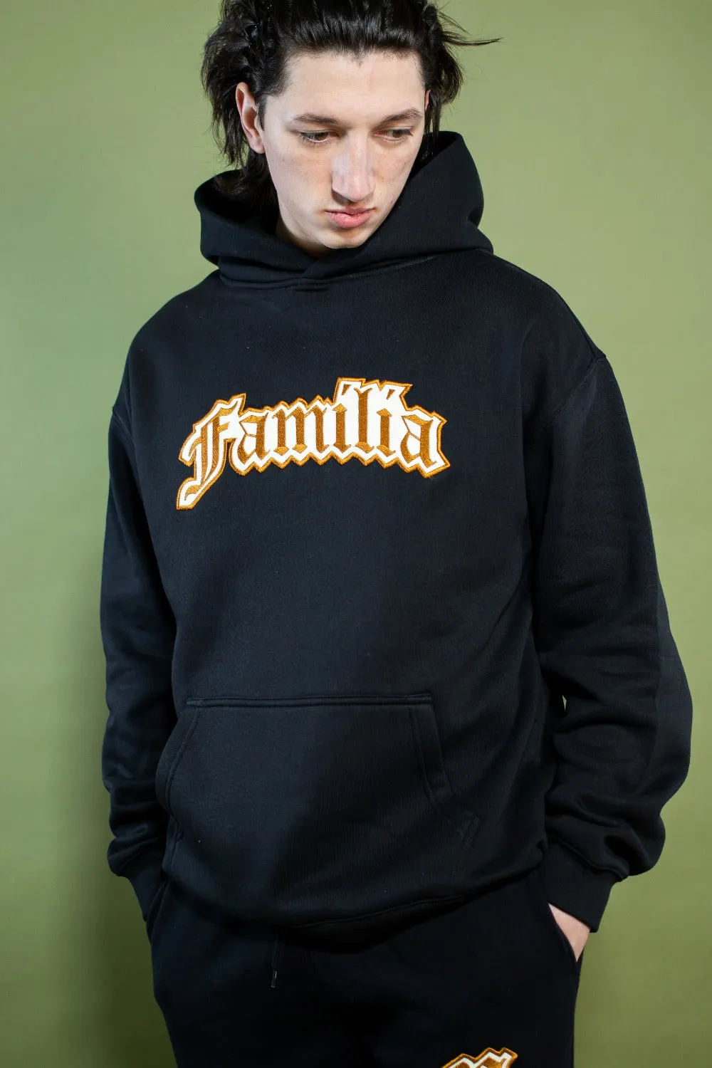 La Familia Hoodie - Black