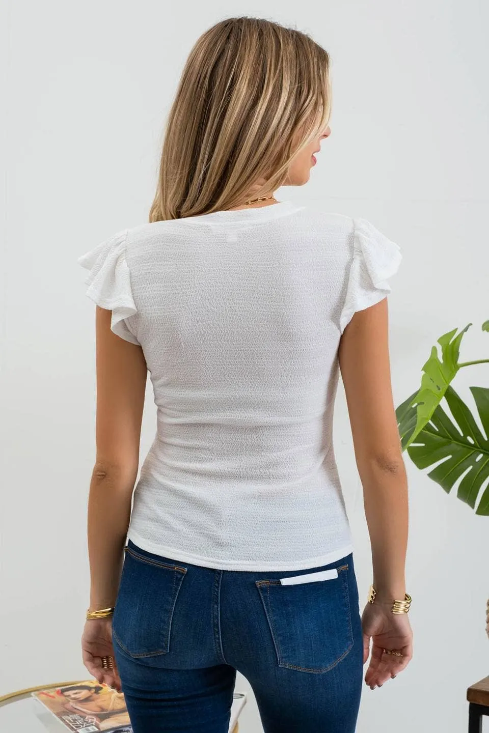 Lace Trim Ruffle Sleeve Crinkle Knit Top