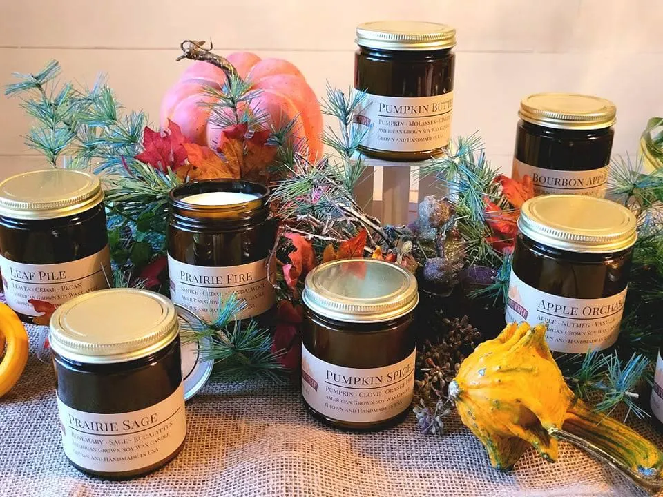 Leaf Pile Soy Wax Candle | 9 oz Amber Apothecary Jar