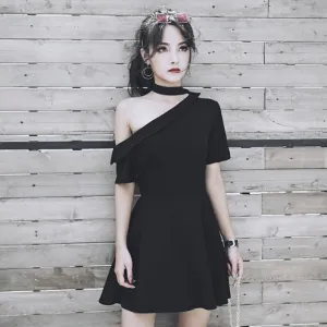 Leaking shoulder black dress KF90328