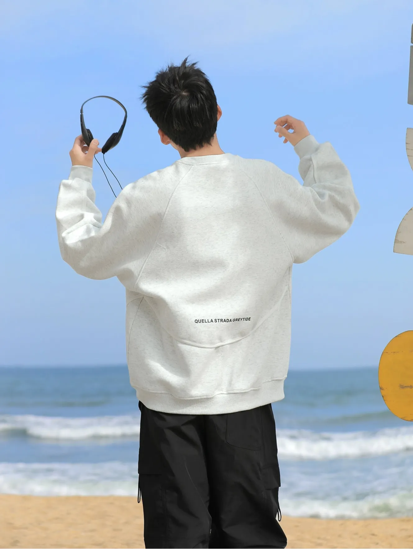 Loose Fit Round Neck Sweatshirt
