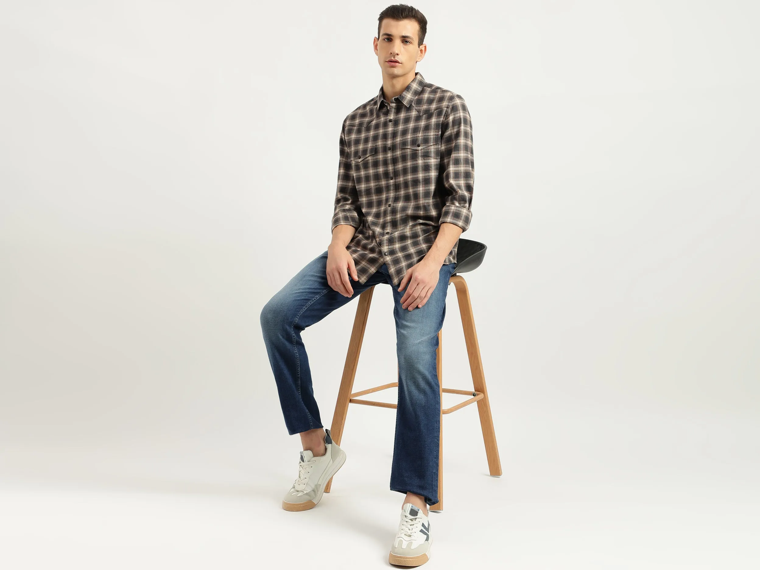 Men's Regular Fit Spread Collar Checked Shirts