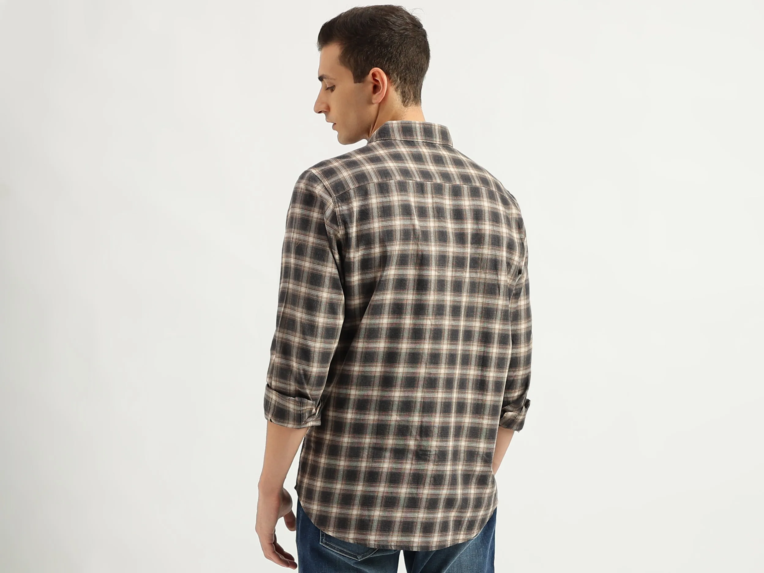 Men's Regular Fit Spread Collar Checked Shirts