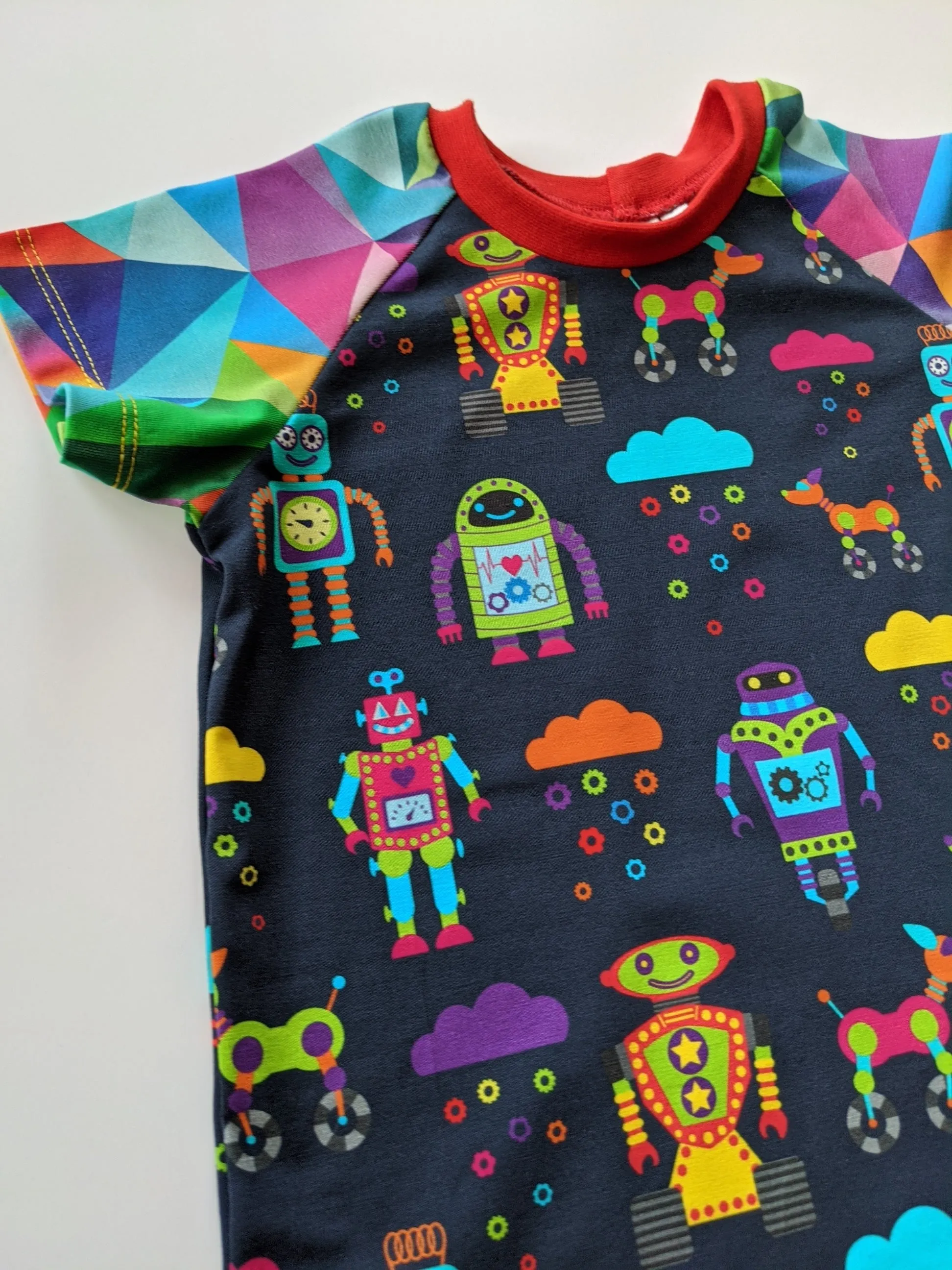 Organic Rainbow Robot T-shirt