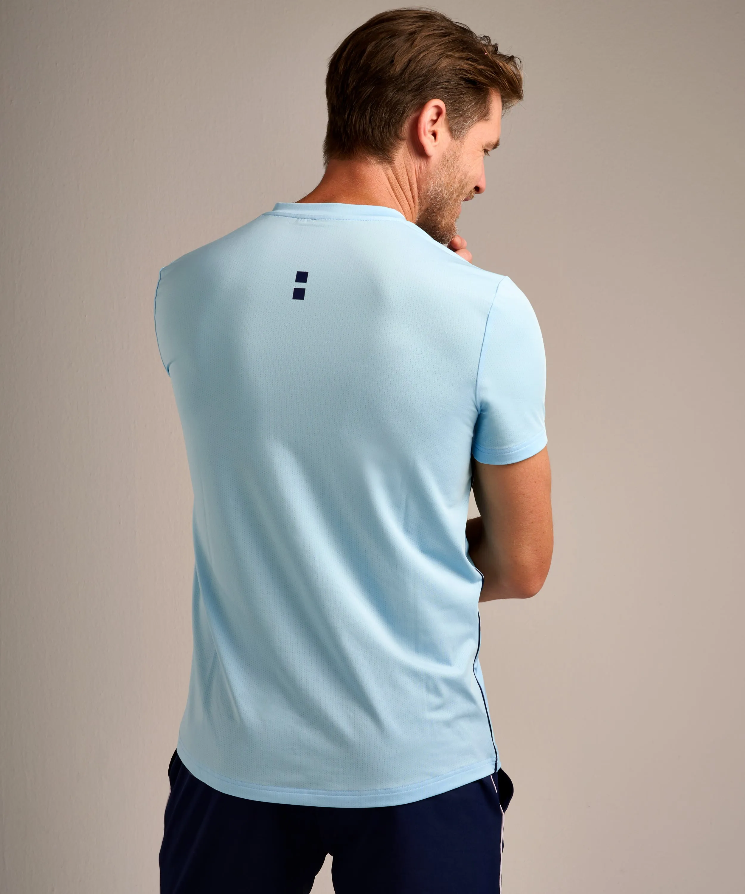 Performance V-Tee Cooling Blue