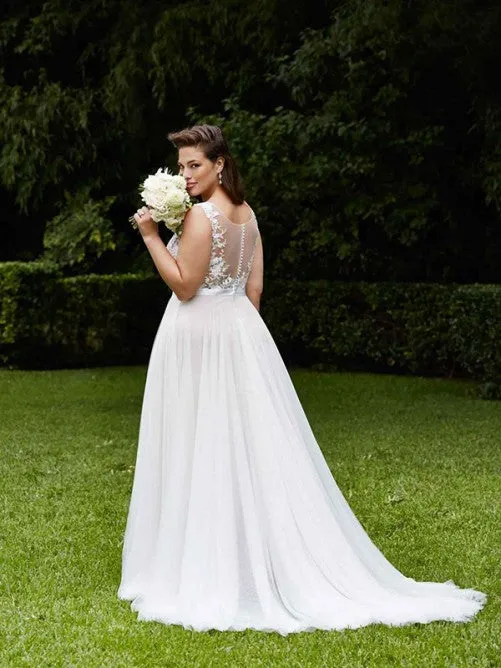 Plus Size Beach Wedding Dresses 2019 Sexy Sheer V-Neck Tulle A Line Bridal Gowns Vestidos