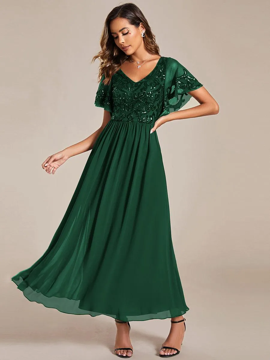 Robe Mère de la Mariée en mousseline à manches courtes et encolure en V