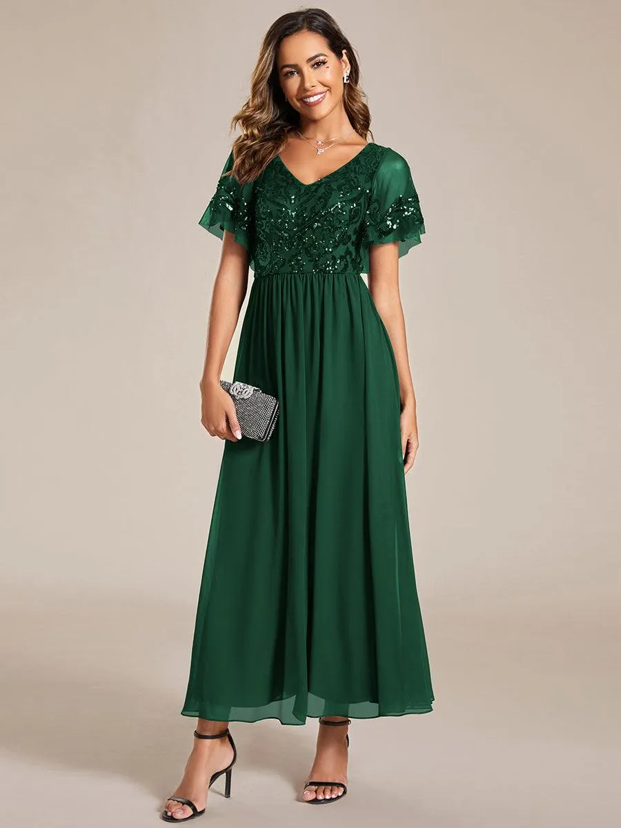 Robe Mère de la Mariée en mousseline à manches courtes et encolure en V