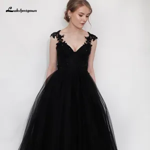 Roycebridal Lakshmigown Black Lace Gothic Wedding Dresses V Neck Appliques Beading Top Fancy Tulle Skirt A Line Vintage Bridal Gowns