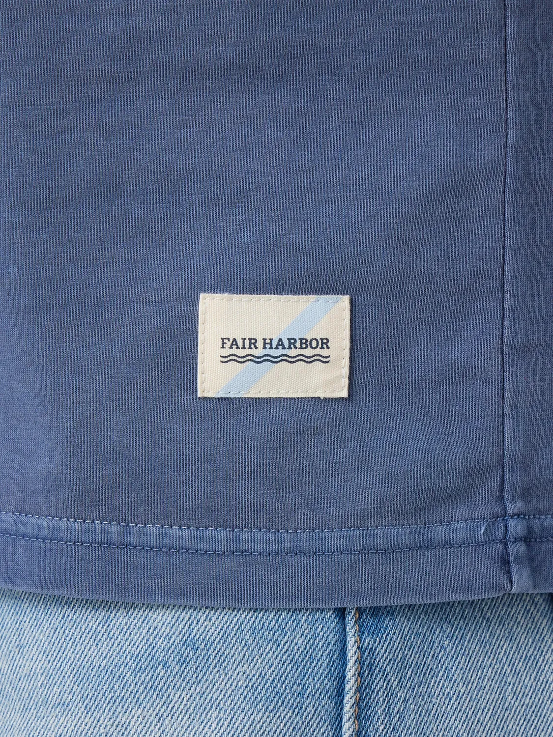 Saltaire Tee | Navy