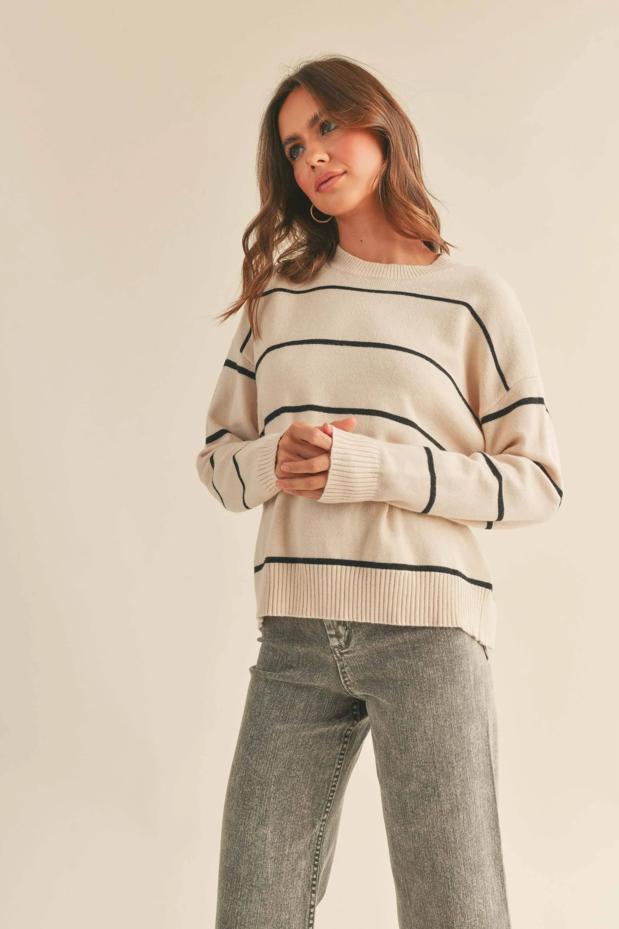 STRIPED PATTERN SWEATER TOP