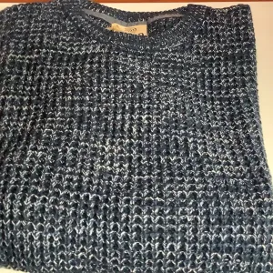 Trend Sweater 600 TR