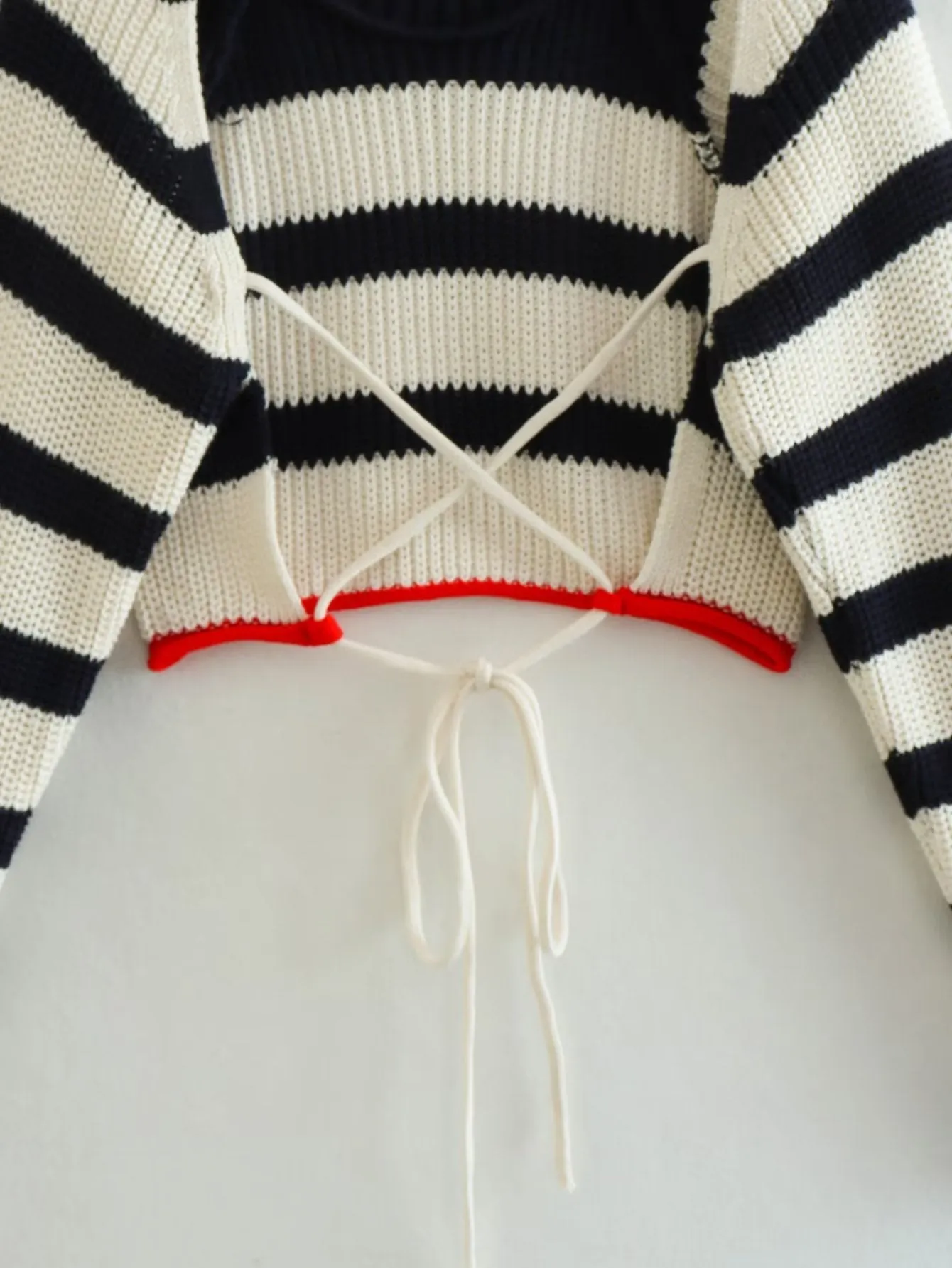 Trendy Color-Block Backless Knit Crop Sweater for Women with Tie-Back Design, Fashionable and Stylish New Fall/Winter Arrival S-240804-25