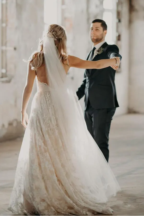 Vintage Beaded A-line V-neck Spaghetti Straps Lace Wedding Dresses, MW582